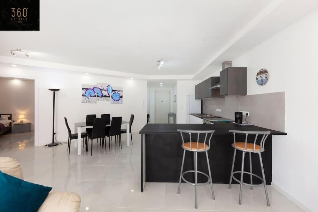 Spacious 2Br Apt In Qawra - Perfect For Families By 360 Estates 세인트폴스베이 외부 사진