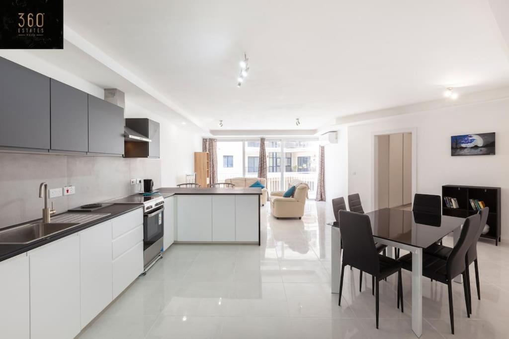 Spacious 2Br Apt In Qawra - Perfect For Families By 360 Estates 세인트폴스베이 외부 사진