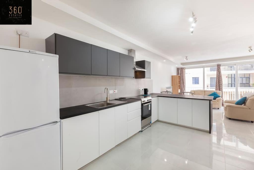 Spacious 2Br Apt In Qawra - Perfect For Families By 360 Estates 세인트폴스베이 외부 사진